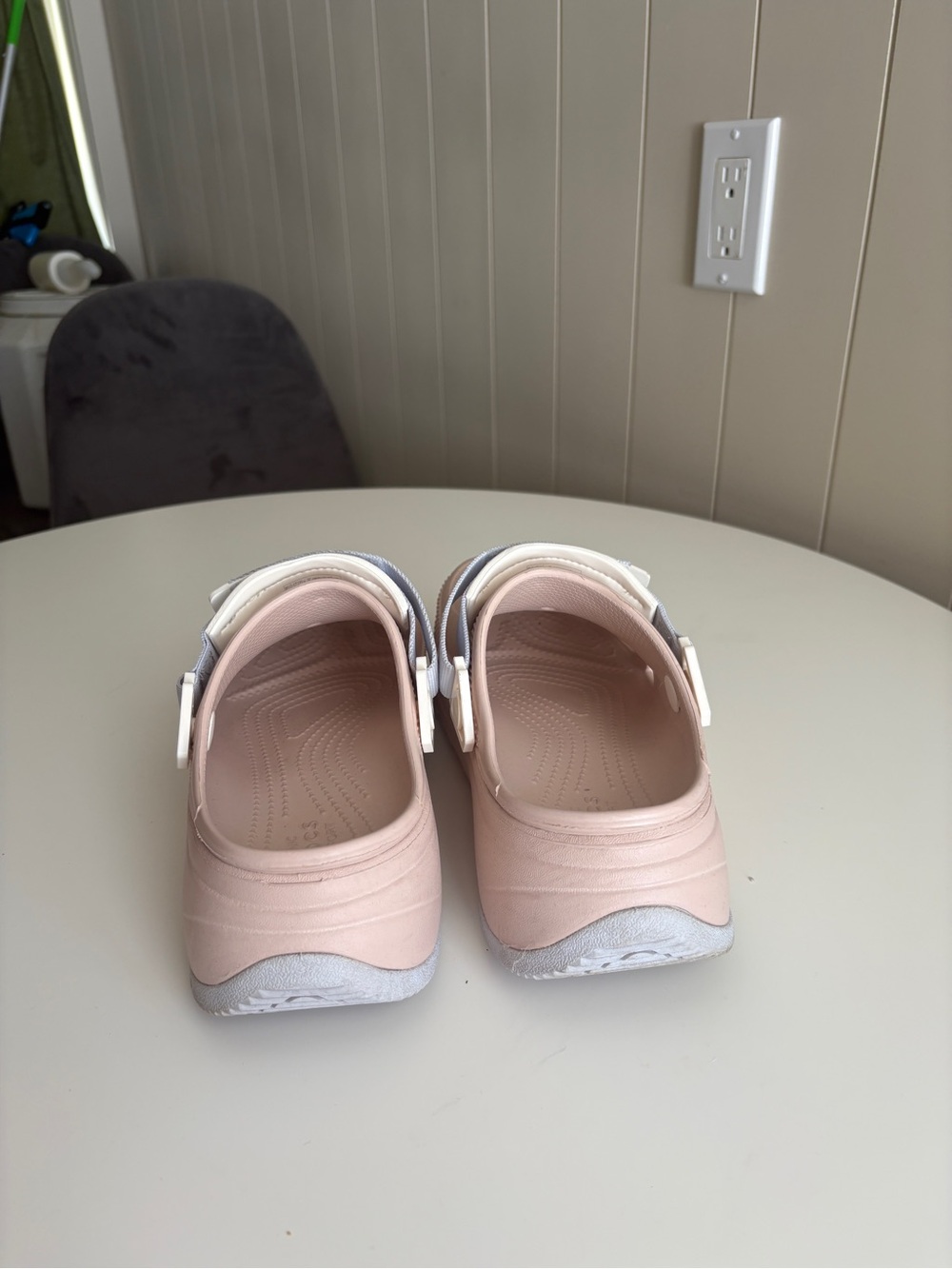 Classic Hiker Xscape Lightweight Pink Clog Sandals with Adjustable Strap - Picture 3 of 5